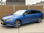 Skoda Superb Combi 1.4 TSI iV Sportline Automaat | Panoramadak | Stoelverwarming voor | Stuurwielverwarming | Half leer alcantara | Cruise control | Trekhaak uitklapbaar | Matrix LED | Achteruitrijcamera
