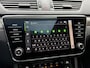 Skoda Superb Combi 1.4 TSI iV Sportline Automaat | Panoramadak | Stoelverwarming voor | Stuurwielverwarming | Half leer alcantara | Cruise control | Trekhaak uitklapbaar | Matrix LED | Achteruitrijcamera
