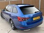 Skoda Superb Combi 1.4 TSI iV Sportline Automaat | Panoramadak | Stoelverwarming voor | Stuurwielverwarming | Half leer alcantara | Cruise control | Trekhaak uitklapbaar | Matrix LED | Achteruitrijcamera