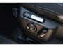 Volkswagen Passat Variant 1.4 TSI Comfortline Business 125PK / 92kW DSG, Dealer onderhouden, 18" LMV, privacy glas, LED koplampen, navigatie, parkeersensoren voor en achter (pdc), winterpakket met stoelverwarming, adaptieve cruise control (acc), licht en zicht, lederen multifunctioneel stuurwiel, ErgoComfort bestuurdersstoel met massagefunctie, 3-zone climatronic, draadloos telefoon lader, elektrisch verstel- en verwarmbare buitenspiegels