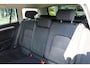 Volkswagen Passat Variant 1.4 TSI Comfortline Business 125PK / 92kW DSG, Dealer onderhouden, 18" LMV, privacy glas, LED koplampen, navigatie, parkeersensoren voor en achter (pdc), winterpakket met stoelverwarming, adaptieve cruise control (acc), licht en zicht, lederen multifunctioneel stuurwiel, ErgoComfort bestuurdersstoel met massagefunctie, 3-zone climatronic, draadloos telefoon lader, elektrisch verstel- en verwarmbare buitenspiegels