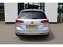 Volkswagen Passat Variant 1.4 TSI Comfortline Business 125PK / 92kW DSG, Dealer onderhouden, 18" LMV, privacy glas, LED koplampen, navigatie, parkeersensoren voor en achter (pdc), winterpakket met stoelverwarming, adaptieve cruise control (acc), licht en zicht, lederen multifunctioneel stuurwiel, ErgoComfort bestuurdersstoel met massagefunctie, 3-zone climatronic, draadloos telefoon lader, elektrisch verstel- en verwarmbare buitenspiegels