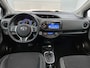 Toyota Yaris 1.5 Hybrid Dynamic / Panorama dak / Cruise-ctr. / Airco Ecc / Camera / Privacy Glass / Lmv 16" / Apk 09-2026