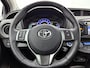 Toyota Yaris 1.5 Hybrid Dynamic / Panorama dak / Cruise-ctr. / Airco Ecc / Camera / Privacy Glass / Lmv 16" / Apk 09-2026