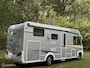 Knaus 650 MEG Sky plus Fiat 2.3 150Pk Automaat | Enkele-bedden | Hef-bed | Dak-airco |Douche/wc | XXL Garage | Schotel-TV|TOPSTAAT