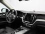 Volvo XC60 T6 350PK Plug-in hybrid AWD Ultimate Dark / Bowers & Wilkins / Luchtvering / Trekhaak / Head Up / Panoramisch Dak / Adaptieve Full Led / 360gr Camera /