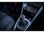 Volkswagen T-Roc 1.0 TSI Life Business | Achteruitrijcamera | Airco (automatisch) | LED koplampen