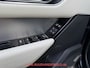 Land Rover Range Rover Velar 3.0 V6 AWD R-Dynamic SE / HEAD-UP / 22''INCH / TREKHAAK /