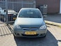 Opel Corsa 1.2-16V Silverline Sport 80PK! NL AUTO UNIEK KMST! Airco l Cruise l MTF-stuur l LMV! TOPSTAAT!