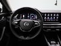 Skoda Octavia Combi 1.0 e-TSI Business Edition Plus | Automaat | Panoramadak | Navigatie | Stoelverwarming | Virtual Cockpit | Leder | Sfeerverlichting | Elektrische Achterklep | Climate Control | Android Auto / Apple Carplay | Lichtmetalen Velgen |