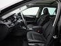 Skoda Octavia Combi 1.0 e-TSI Business Edition Plus | Automaat | Panoramadak | Navigatie | Stoelverwarming | Virtual Cockpit | Leder | Sfeerverlichting | Elektrische Achterklep | Climate Control | Android Auto / Apple Carplay | Lichtmetalen Velgen |