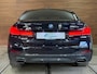 BMW 5-Serie 530e xDrive M-Sport Pro Pakket | Pano | M-Kuipstoelen | H/K Sound | Shadow-Line | HuD | CarbonSchwarz | ParkeerPakket+