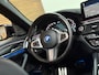 BMW 5-Serie 530e xDrive M-Sport Pro Pakket | Pano | M-Kuipstoelen | H/K Sound | Shadow-Line | HuD | CarbonSchwarz | ParkeerPakket+