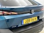 Peugeot 408 GT 1.6 Plug-in HYbrid 225pk Automaat | Lage kilometerstand | Navigatie | Rondomzichtcamera | Adaptieve Cruise Control | Climate Control | Draadloze Apple Carplay / Android Auto | Parkeersensoren v+a | Matrix LED koplampen | Stof/Kunstleder/Alcantara | Handsfree Achterklep | Keyless | Verwarmd stuurwiel | Dodehoeksensor | Volledig digitaal instrumentenpaneel | Donker getint glas | 19" lichtmetalen velgen |