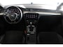 Volkswagen Passat Variant 1.4 TSI Highline R-Line Trekhaak | Virtual Cockpit | Carplay | LED | Alcantara | Navi | Adapt. Cruise | 17" LMV | PDC V+A