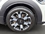 MINI Countryman Mini 1.5 Cooper S E ALL4 Chili | Panoramadak | Trekhaak | Cruise control adaptief | Audio premium |