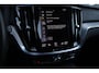 Volvo V60 2.0 T8 Twin Engine AWD R-Design | Panoramadak | Trekhaak | Leer |