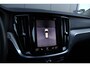 Volvo V60 2.0 T8 Twin Engine AWD R-Design | Panoramadak | Trekhaak | Leer |