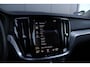 Volvo V60 2.0 T8 Twin Engine AWD R-Design | Panoramadak | Trekhaak | Leer |