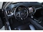 Volvo V60 2.0 T8 Twin Engine AWD R-Design | Panoramadak | Trekhaak | Leer |