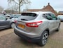 Nissan Qashqai 1.2 N-Vision. Zeer netjes, 2de eigenaar. O.a. camera, pano, cruise, navi, etc. Dealer onderhouden.