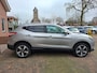 Nissan Qashqai 1.2 N-Vision. Zeer netjes, 2de eigenaar. O.a. camera, pano, cruise, navi, etc. Dealer onderhouden.