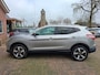 Nissan Qashqai 1.2 N-Vision. Zeer netjes, 2de eigenaar. O.a. camera, pano, cruise, navi, etc. Dealer onderhouden.