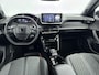 Peugeot 2008 1.2 Hybrid 145 Allure | Dodehoek detectie | Camera | Navigatie | Nieuw model | Lichtmetalen velgen |
