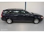 Volvo V70 2.5T Momentum AUTOMAAT / LEER / XENON