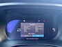 Volvo XC40 Single Motor Extended Range 82 kWh Plus | Trekhaak | Adaptive cruise control | Stoel- en stuurverwarming | Dode hoek detectie BLIS | Warmtepomp | LED koplampen | Navigatie | Apple Carplay / Android Auto | Parkeersensoren voor + achter | Achteruitrijcamera |