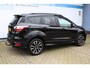 Ford Kuga 1.5 EcoBoost ST Line | Incl. 12 maanden Garantie | Trekhaak | Stoel/stuurverwarming | Cruise controle | Parkeersensoren V+A | Climate controle | Navigatie | Keyless start | DAB | Half lederen bekleding | Zwarte hemelbekleding |