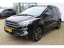 Ford Kuga 1.5 EcoBoost ST Line | Incl. 12 maanden Garantie | Trekhaak | Stoel/stuurverwarming | Cruise controle | Parkeersensoren V+A | Climate controle | Navigatie | Keyless start | DAB | Half lederen bekleding | Zwarte hemelbekleding |