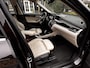 BMW X1 sDrive20i X-line | Head-Up | Stuurverwarming! | Stoelverw | Nav | Leer | Camera!