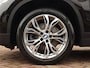 BMW X1 sDrive20i X-line | Head-Up | Stuurverwarming! | Stoelverw | Nav | Leer | Camera!
