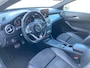Mercedes-Benz GLA 180 Business Solution AMG | Automaat | 19''inch velgen | Elek. achterklep | Stoelverwarming