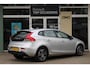 Volvo V40 2.0 T2 Momentum | Cruise Control | Navi | Parkeersensoren |