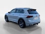 Volkswagen Tiguan 1.5 TSI R-Line Business+ | Automaat | Elektrisch uitklapbare trekhaak | Glazen schuif-/kanteldak | Elektrisch bedienbare achterklep | Stoel- en stuurverwarming | Achteruitrijcamera | Head-up display