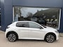 Peugeot 208 1.2 Turbo 100 PK GT | Navigatie | Zwart dak | Sportstoelen | Keyless Start | 17" Lichtmetalen Velgen | Full LED Verlichting | Climate Control | Cruise Control | Camera | Parkeersensoren | Dodehoek detectie.