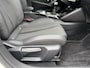Peugeot 208 1.2 Turbo 100 PK GT | Navigatie | Zwart dak | Sportstoelen | Keyless Start | 17" Lichtmetalen Velgen | Full LED Verlichting | Climate Control | Cruise Control | Camera | Parkeersensoren | Dodehoek detectie.