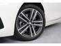 BMW 1-Serie 118i Business Edition | Trekhaak | Navigatie | Camera | Climate control | Cruise control | Carplay | Sportstoelen |