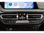 BMW 1-Serie 118i Business Edition | Trekhaak | Navigatie | Camera | Climate control | Cruise control | Carplay | Sportstoelen |