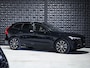Volvo XC60 2.0 T8 Plug-in hybrid AWD Ultim. Dark | Luchtv. |Pano | HUD | B&W | 20"| Cognac Leer | Vent. + Mass. | Trekh. | Blis |