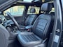 Volkswagen Tiguan 1.5 TSI R-Line Black Edition PANO IQ CAMERA