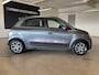 Renault Twingo 1.0 SCe Collection AIRCO / IN HOOGTE VERSTELBARE BESTUURDERSSTOEL / RADIO / CENTYRALE DEURVERGRENDELING MET AFSTANDS BEDIENING.