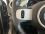 Renault Twingo 1.0 SCe Collection AIRCO / IN HOOGTE VERSTELBARE BESTUURDERSSTOEL / RADIO / CENTYRALE DEURVERGRENDELING MET AFSTANDS BEDIENING.