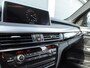 BMW X5 (f15) xDrive35i M SPORT RIJKLAAR HUD MEMORY ALCANTARA SFEER VERLICHTING LED CRUISE