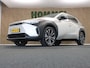Toyota BZ4X Premium 71 kWh - ORIGINEEL NEDERLANDSE AUTO - STOELVERWARMING VOOR EN ACHTER - ELEKTRISCHE ACHTERKLEP - MEMORY SEATS - STOELVENTILATIE VOORZIJDE - JBL PREMIUM AUDIO - STUURVERWARMING - DODEHOEKDETECTIE - NAVIGATIE - 360 GRADEN CAMERA