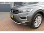 Volkswagen T-Roc 1.5 TSI 150pk Sport, Led , Adaptive cruise, Keyless , Virtual cockpit, Lane assist, Side assist, Stoelverwarming, PDC , Achteruitrijcamera, Buitenspiegels inklapbaar, Carplay , DAB+ etc.