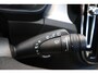Volvo XC40 B4 197PK Plus Dark | Trekhaak | 19" all season | Verw. voorruit | Power seats