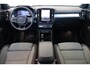 Volvo XC40 B4 197PK Plus Dark | Trekhaak | 19" all season | Verw. voorruit | Power seats